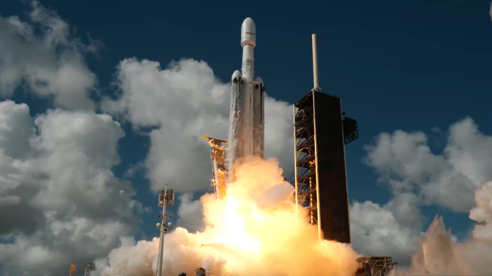 Falcon Heavy Returns | A Six-Ton Bet on Geostationary Broadband