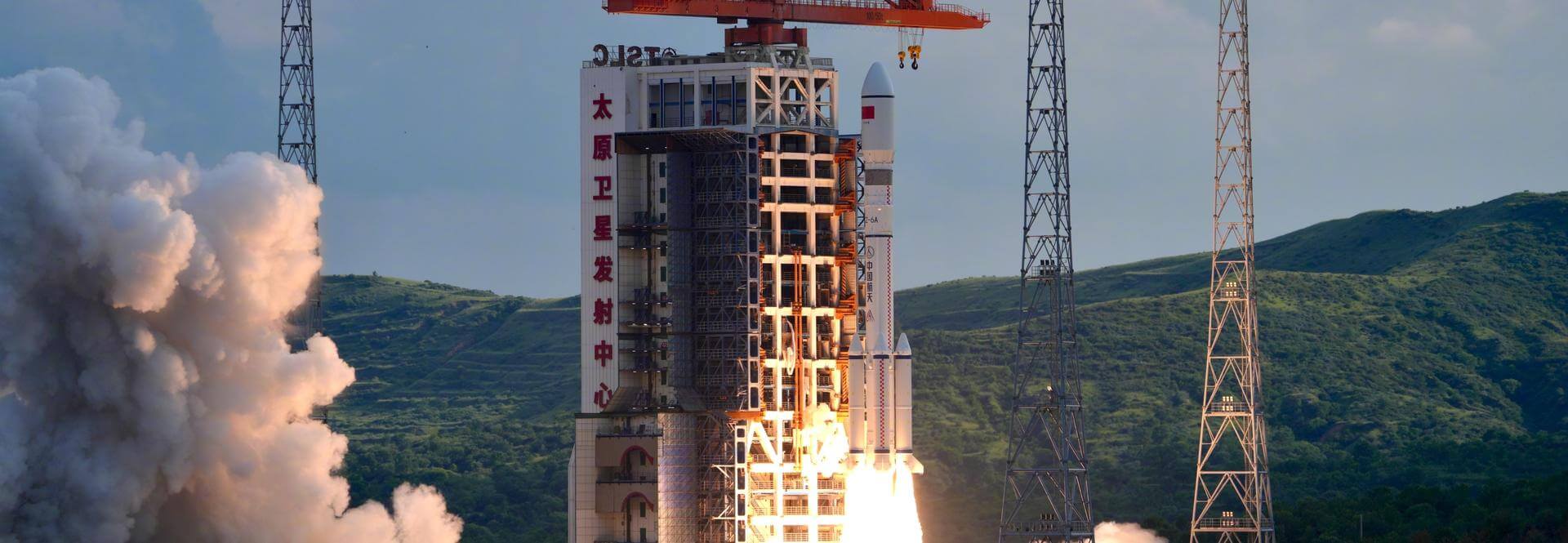 Blue Origin's LC-36 gantry damaged in blast; CEO targets end-2026 return. SpaceX awarded $4.16B Space Force contract for airborne threat tracking satellites.